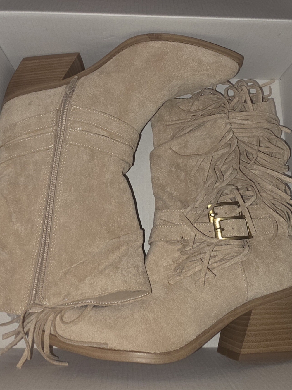 Madden NYC Women's Faux Suede Fringe Boots Size 8 BNIB - Picture 10 of 10